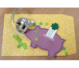 ITH Stickdatei - Glückwunschkarte Schwein Geldschlitz